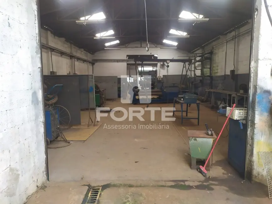 Foto 2 de Armazém / Galpão à venda e para alugar, 500m2 em Vila Jundiaí, Mogi Das Cruzes - SP