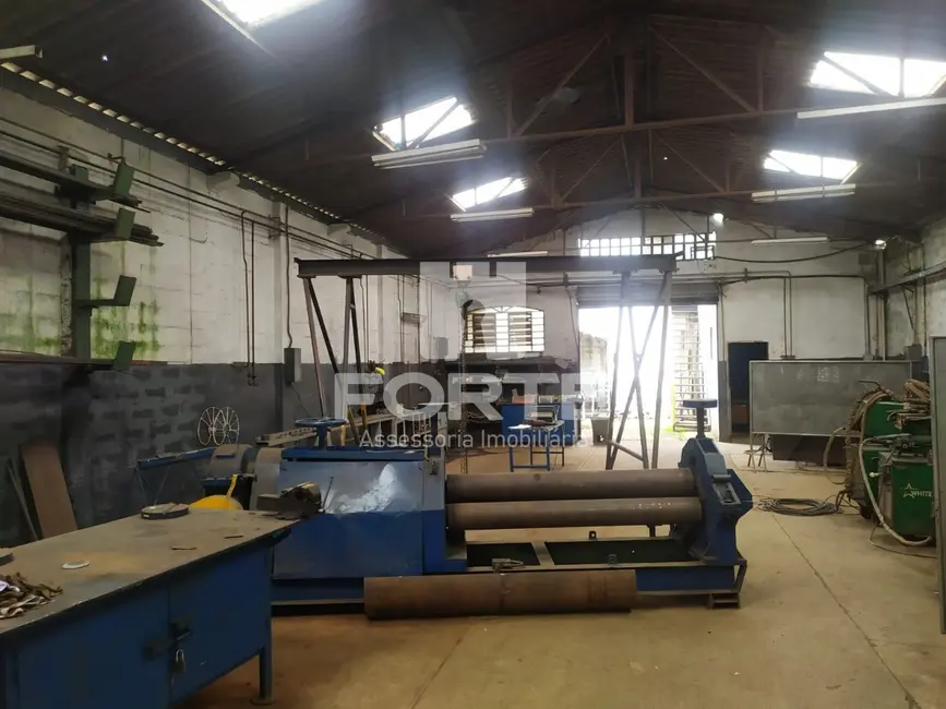 Foto 1 de Armazém / Galpão à venda e para alugar, 500m2 em Vila Jundiaí, Mogi Das Cruzes - SP