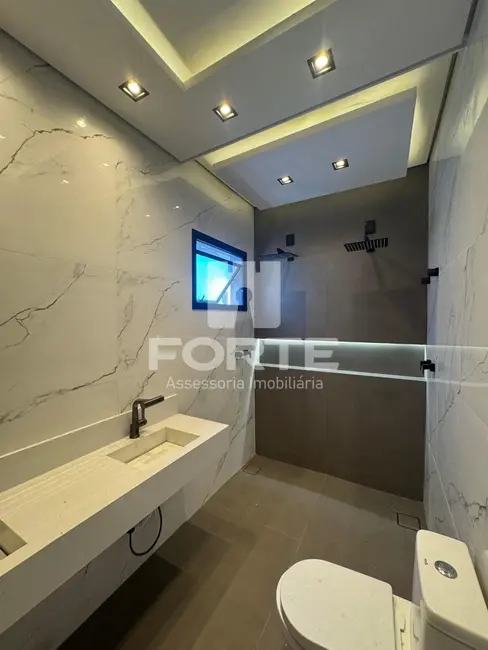 Casa com 3 quartos à venda, 172m2 em Mogi Das Cruzes - SP - imagem 3 Foto 3 de Casa com 3 quartos à venda, 172m2 em Mogi Das Cruzes - SP