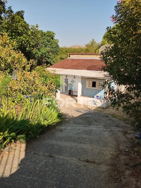 Foto 4 de Chácara com 2 quartos à venda, 860m2 em Centro, Cachoeira Paulista - SP