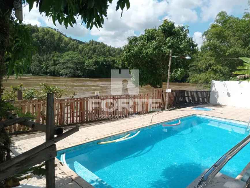 Foto 7 de Chácara com 2 quartos à venda, 860m2 em Centro, Cachoeira Paulista - SP