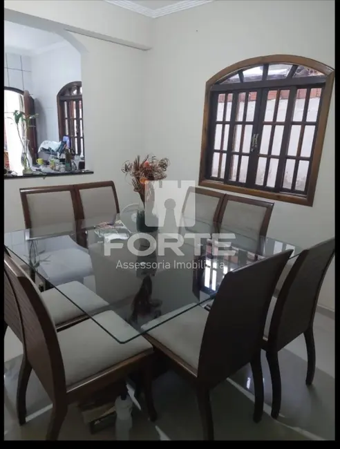 Foto 1 de Casa de Condomínio com 4 quartos à venda, 175m2 em Jardim Rubi, Mogi Das Cruzes - SP