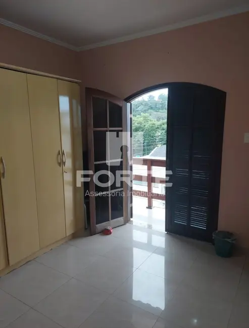 Foto 3 de Casa de Condomínio com 4 quartos à venda, 175m2 em Jardim Rubi, Mogi Das Cruzes - SP
