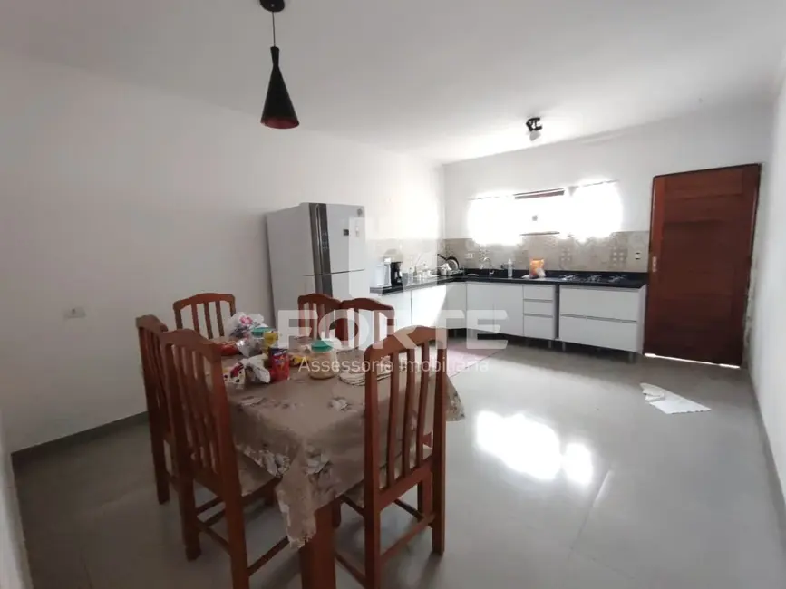 Foto 2 de Casa com 3 quartos à venda, 180m2 em Jardim Rubi, Mogi Das Cruzes - SP