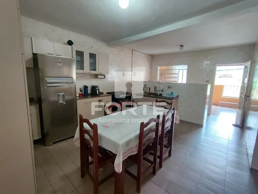 Foto 1 de Casa com 4 quartos à venda, 500m2 em Vila Cintra, Mogi Das Cruzes - SP