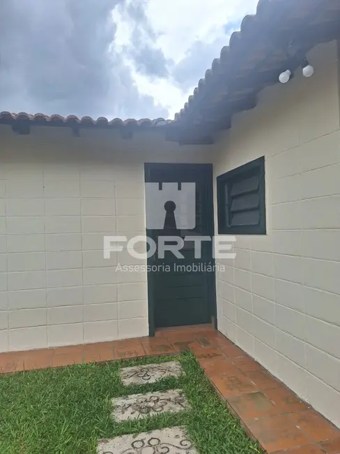 Foto 2 de Casa com 3 quartos para alugar, 335m2 em Vila Oliveira, Mogi Das Cruzes - SP
