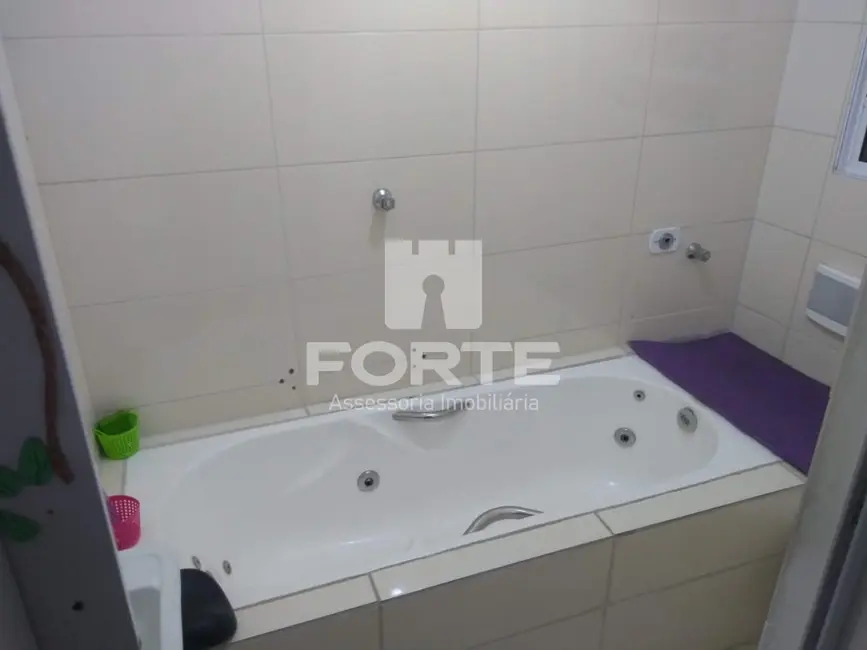 Foto 3 de Casa com 3 quartos à venda, 137m2 em Jardim Layr, Mogi Das Cruzes - SP