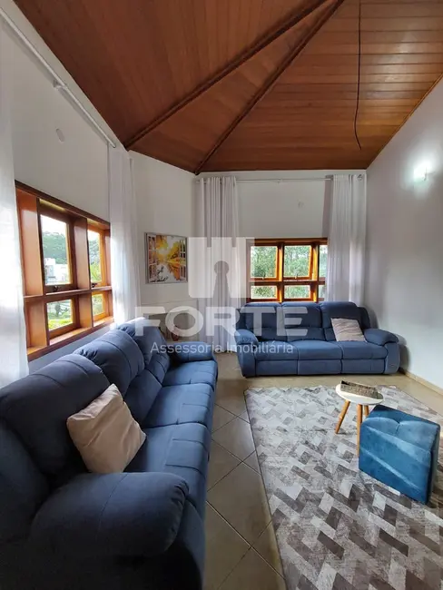 Foto 4 de Casa de Condomínio com 3 quartos à venda, 325m2 em Parque Residencial Itapeti, Mogi Das Cruzes - SP