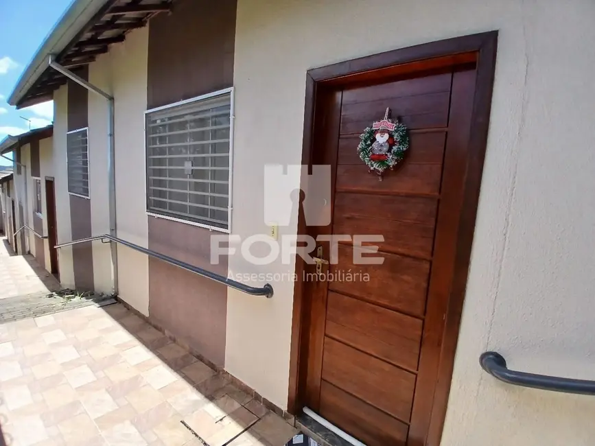 Foto 1 de Casa com 2 quartos à venda, 44m2 em Vila São Paulo, Mogi Das Cruzes - SP