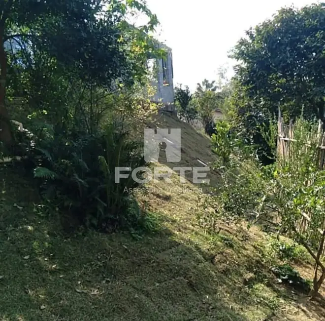 Foto 6 de Terreno / Lote à venda, 1382m2 em Santa Branca - SP
