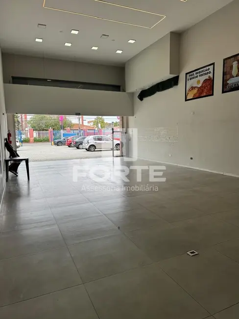 Foto 1 de Loja para alugar, 250m2 em Conjunto Residencial do Bosque, Mogi Das Cruzes - SP