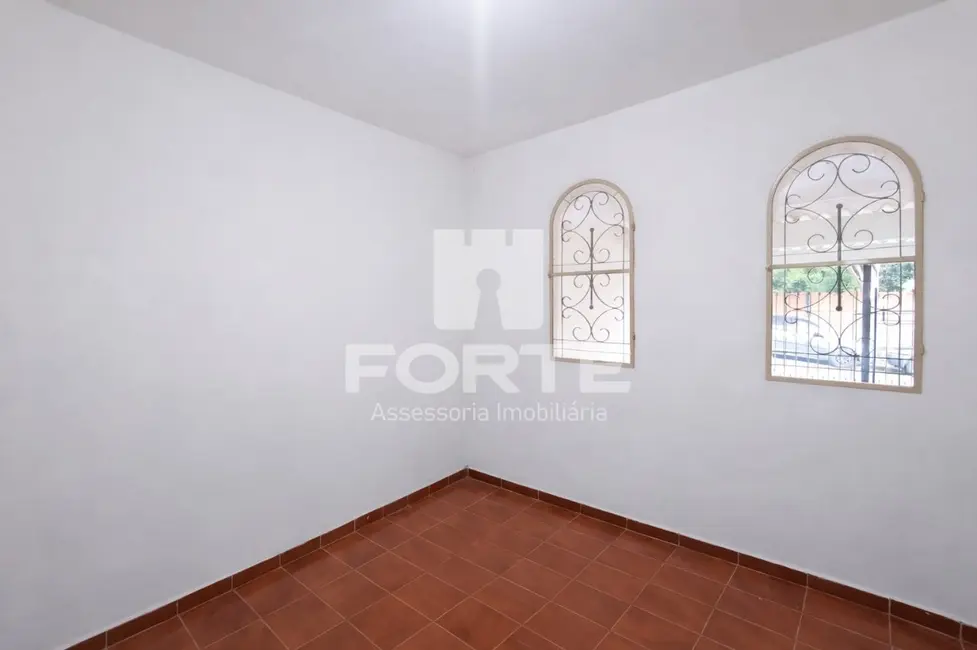 Foto 2 de Casa com 1 quarto para alugar, 60m2 em Jardim Aeroporto III, Mogi Das Cruzes - SP