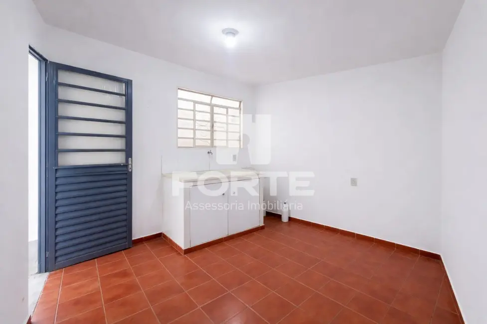 Foto 8 de Casa com 1 quarto para alugar, 60m2 em Jardim Aeroporto III, Mogi Das Cruzes - SP