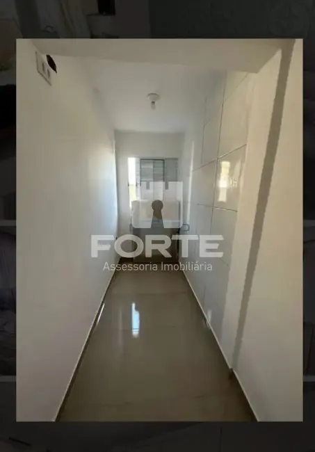 Foto 4 de Casa com 1 quarto à venda, 60m2 em Jardim Layr, Mogi Das Cruzes - SP