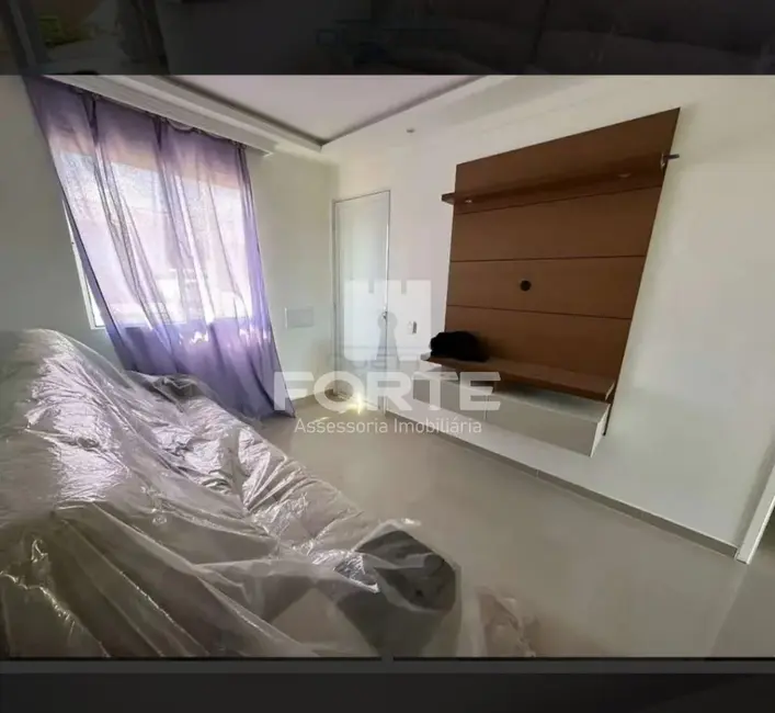 Foto 3 de Casa com 1 quarto à venda, 60m2 em Jardim Layr, Mogi Das Cruzes - SP