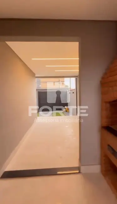 Foto 7 de Casa com 3 quartos à venda, 204m2 em Vila Caputera, Mogi Das Cruzes - SP