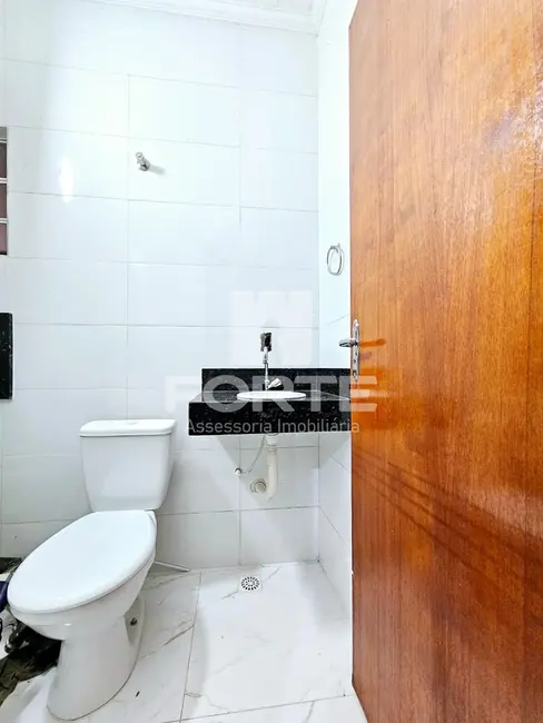 Foto 8 de Casa com 2 quartos à venda, 150m2 em Jardim Layr, Mogi Das Cruzes - SP