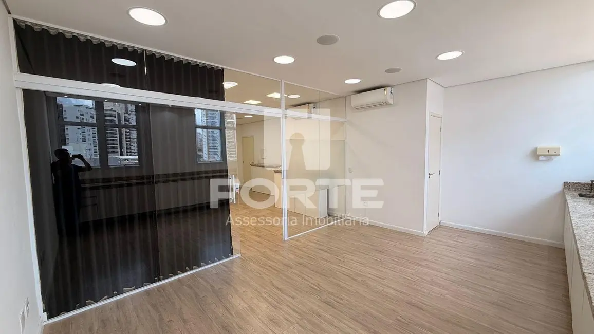 Foto 8 de Sala Comercial à venda e para alugar, 54m2 em Parque Monte Líbano, Mogi Das Cruzes - SP