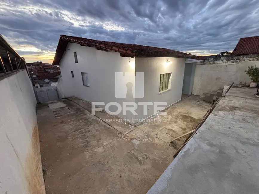 Foto 1 de Casa com 2 quartos à venda e para alugar, 262m2 em Jardim Camila, Mogi Das Cruzes - SP