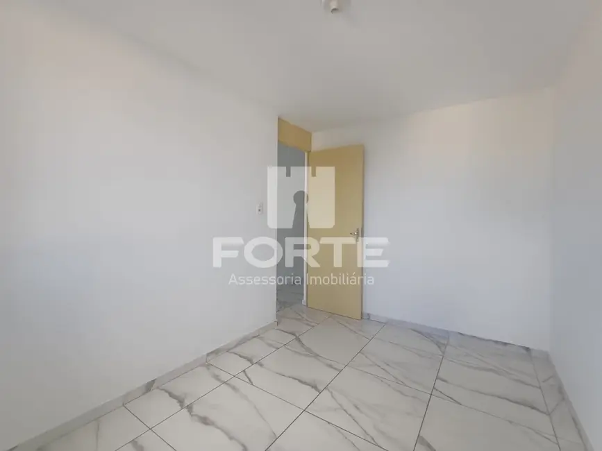 Apartamento com 2 quartos para alugar, 45m2 em Jardim Marica, Mogi Das Cruzes - SP - imagem 7 Foto 7 de Apartamento com 2 quartos para alugar, 45m2 em Jardim Marica, Mogi Das Cruzes - SP
