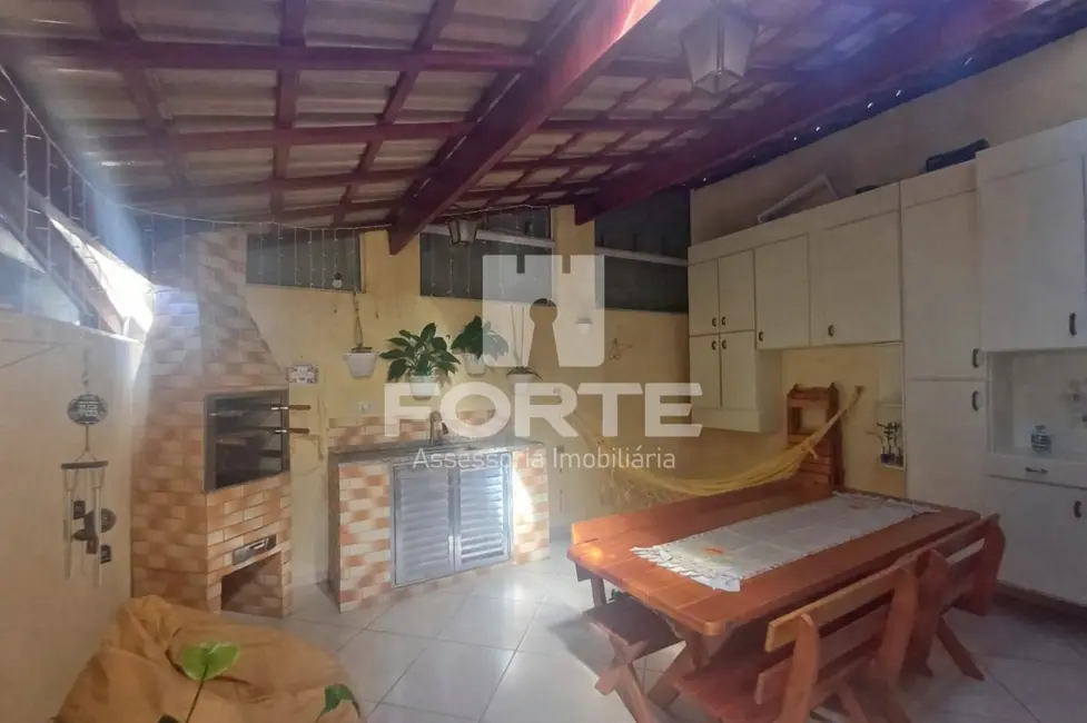 Foto 8 de Casa com 2 quartos à venda, 76m2 em Vila Caputera, Mogi Das Cruzes - SP