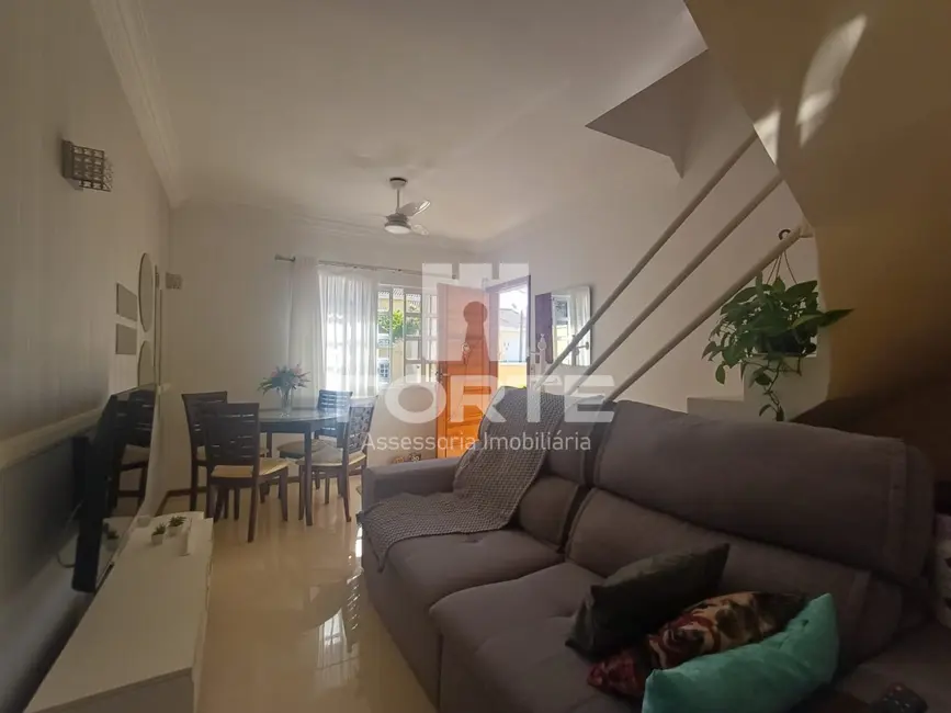 Foto 9 de Casa com 2 quartos à venda, 76m2 em Vila Caputera, Mogi Das Cruzes - SP