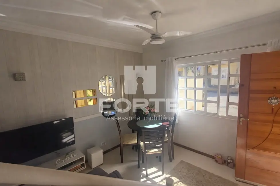 Foto 5 de Casa com 2 quartos à venda, 76m2 em Vila Caputera, Mogi Das Cruzes - SP
