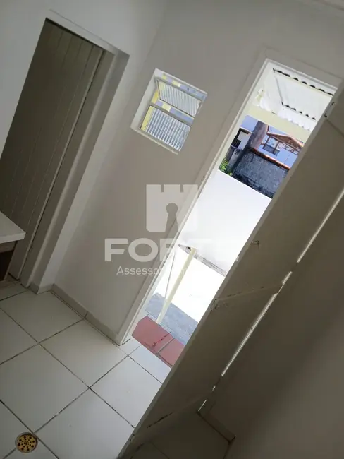 Casa com 1 quarto para alugar, 59m2 em Centro, Mogi Das Cruzes - SP - imagem 8 Foto 8 de Casa com 1 quarto para alugar, 59m2 em Centro, Mogi Das Cruzes - SP