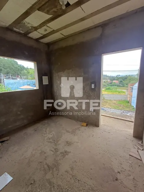 Foto 2 de Casa com 4 quartos à venda, 98m2 em Paraisopolis - MG