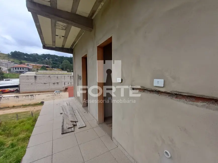 Foto 6 de Casa com 4 quartos à venda, 98m2 em Paraisopolis - MG