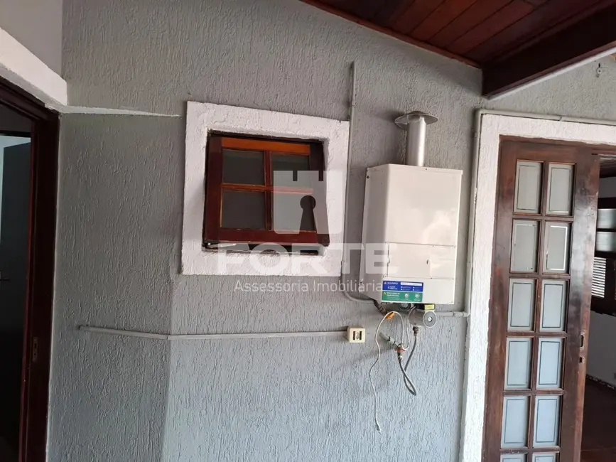 Foto 2 de Casa com 3 quartos à venda, 250m2 em Vila Suissa, Mogi Das Cruzes - SP