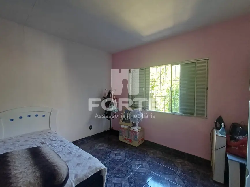 Casa com 2 quartos para alugar, 185m2 em Jardim Santa Teresa, Mogi Das Cruzes - SP - imagem 7 Foto 7 de Casa com 2 quartos para alugar, 185m2 em Jardim Santa Teresa, Mogi Das Cruzes - SP