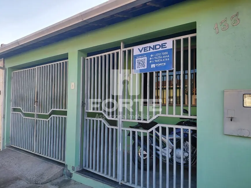 Casa com 2 quartos à venda, 200m2 em Foch II, Pouso Alegre - MG - imagem 1 Foto 1 de Casa com 2 quartos à venda, 200m2 em Foch II, Pouso Alegre - MG