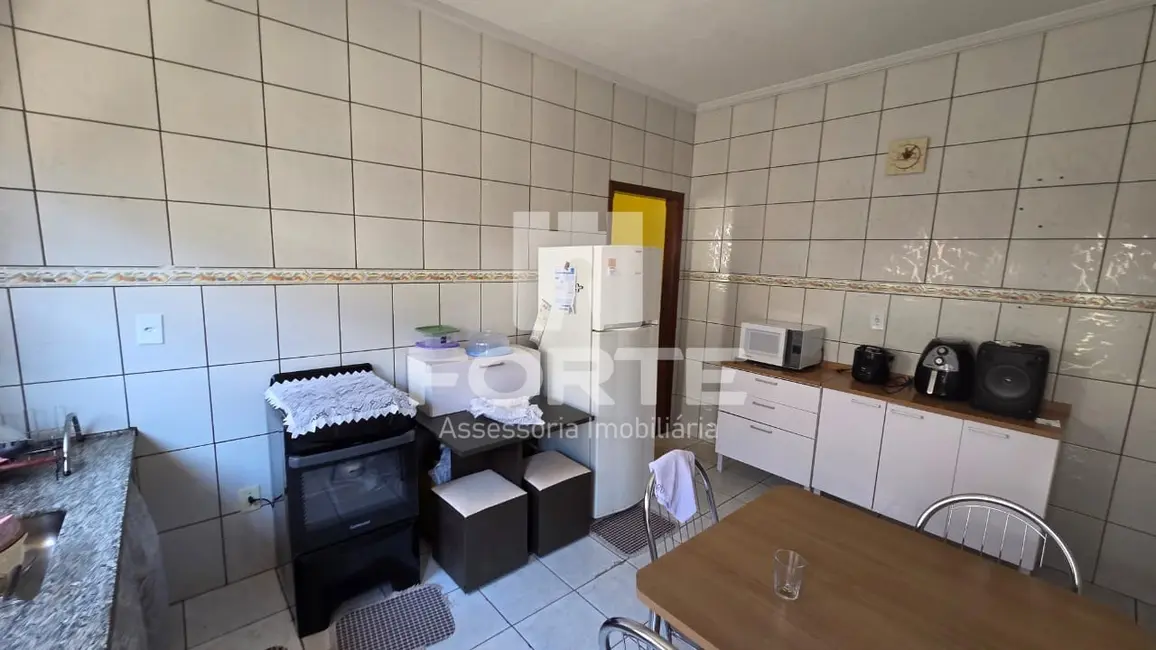 Foto 8 de Casa com 3 quartos à venda, 200m2 em Jardim Olímpico, Pouso Alegre - MG