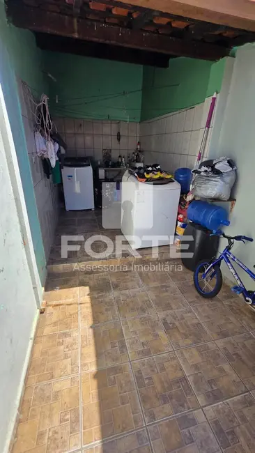 Foto 2 de Casa com 3 quartos à venda, 200m2 em Jardim Olímpico, Pouso Alegre - MG