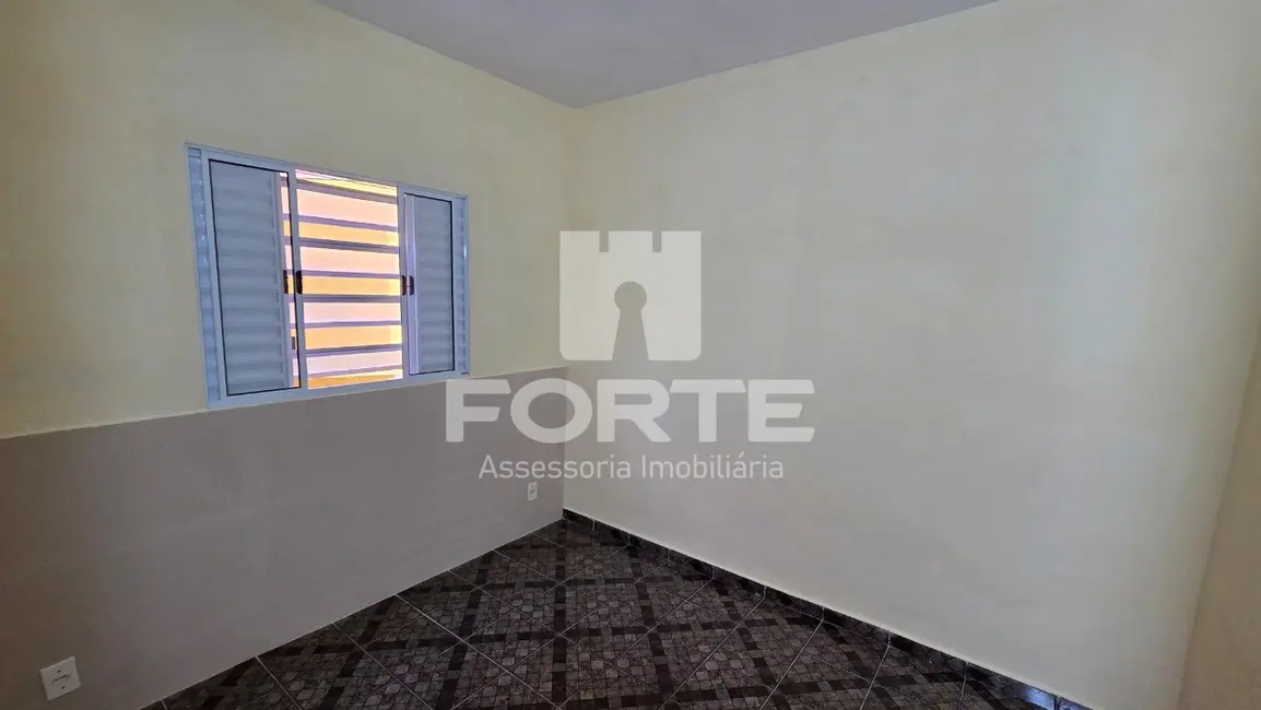 Casa com 2 quartos para alugar, 78m2 em Jardim Planalto, Mogi Das Cruzes - SP - imagem 3 Foto 3 de Casa com 2 quartos para alugar, 78m2 em Jardim Planalto, Mogi Das Cruzes - SP