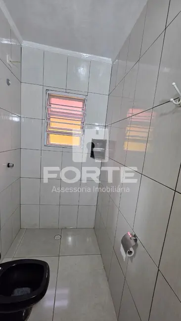 Casa com 2 quartos para alugar, 78m2 em Jardim Planalto, Mogi Das Cruzes - SP - imagem 8 Foto 8 de Casa com 2 quartos para alugar, 78m2 em Jardim Planalto, Mogi Das Cruzes - SP