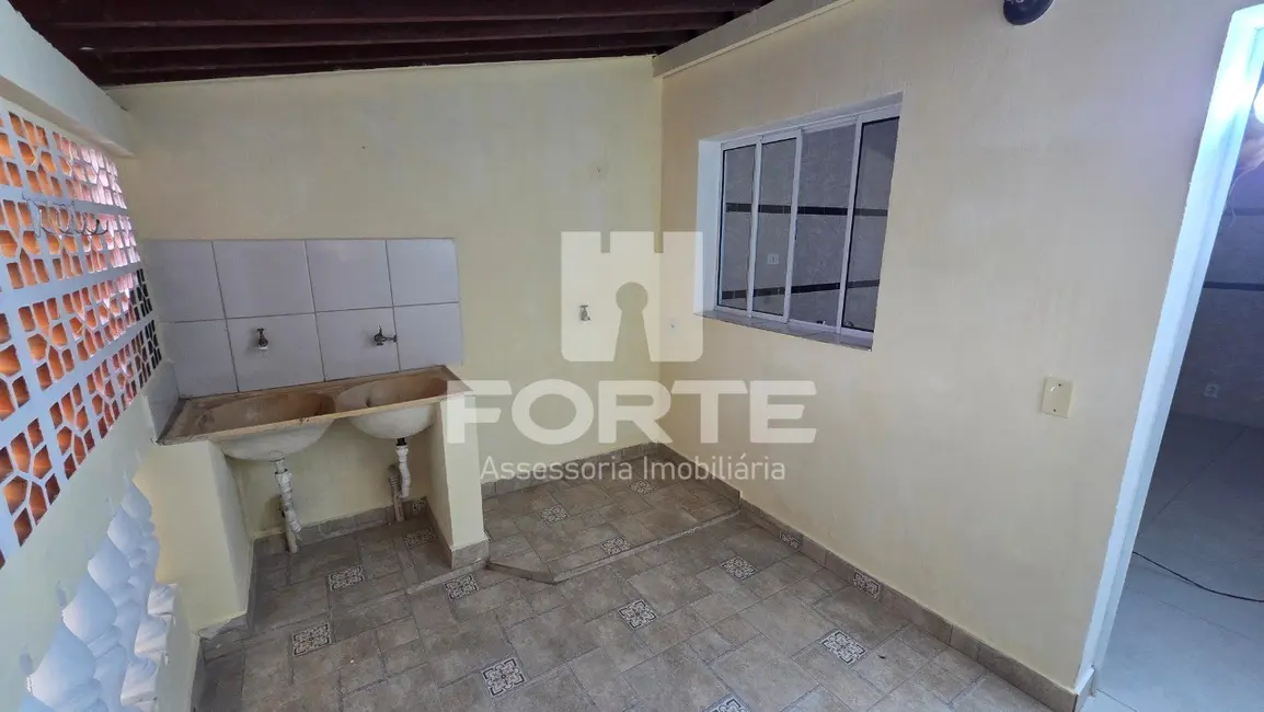 Casa com 2 quartos para alugar, 78m2 em Jardim Planalto, Mogi Das Cruzes - SP - imagem 4 Foto 4 de Casa com 2 quartos para alugar, 78m2 em Jardim Planalto, Mogi Das Cruzes - SP