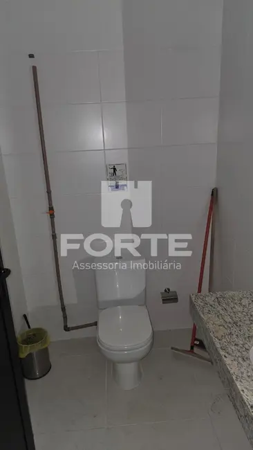 Sala Comercial para alugar, 200m2 em Vila Mogilar, Mogi Das Cruzes - SP - imagem 4 Foto 4 de Sala Comercial para alugar, 200m2 em Vila Mogilar, Mogi Das Cruzes - SP