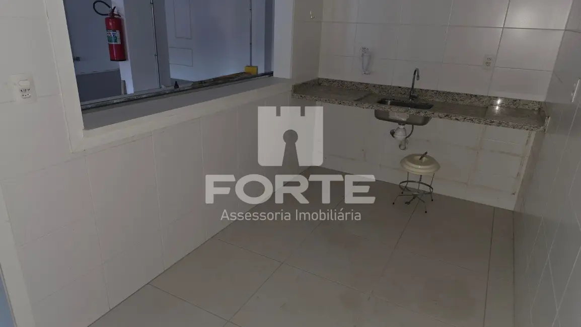 Sala Comercial para alugar, 200m2 em Vila Mogilar, Mogi Das Cruzes - SP - imagem 6 Foto 6 de Sala Comercial para alugar, 200m2 em Vila Mogilar, Mogi Das Cruzes - SP