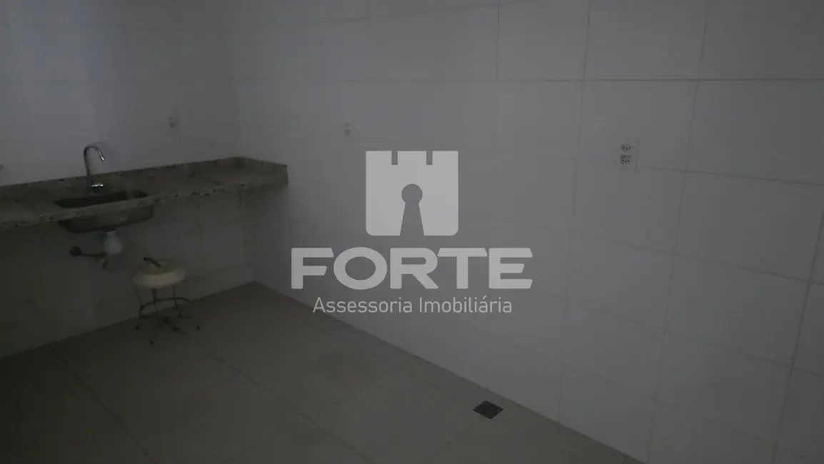 Sala Comercial para alugar, 200m2 em Vila Mogilar, Mogi Das Cruzes - SP - imagem 8 Foto 8 de Sala Comercial para alugar, 200m2 em Vila Mogilar, Mogi Das Cruzes - SP
