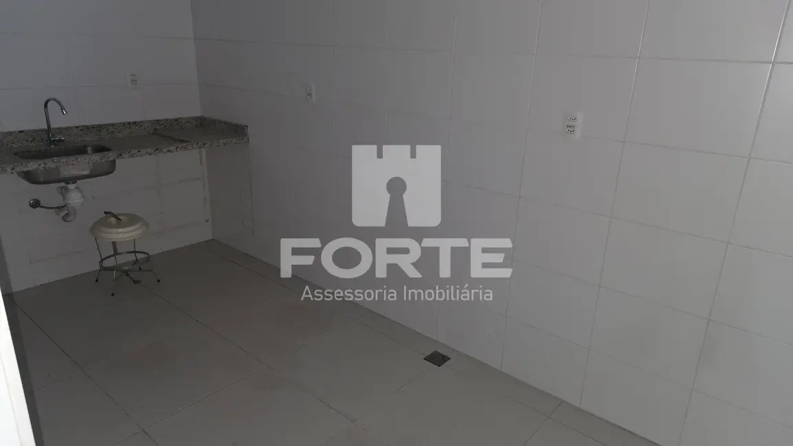 Sala Comercial para alugar, 200m2 em Vila Mogilar, Mogi Das Cruzes - SP - imagem 7 Foto 7 de Sala Comercial para alugar, 200m2 em Vila Mogilar, Mogi Das Cruzes - SP