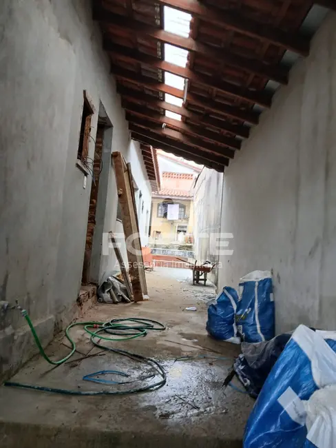 Casa com 3 quartos à venda, 108m2 em Centro, Mogi Das Cruzes - SP - imagem 2 Foto 2 de Casa com 3 quartos à venda, 108m2 em Centro, Mogi Das Cruzes - SP