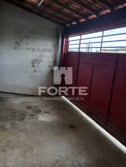 Casa com 3 quartos à venda, 108m2 em Centro, Mogi Das Cruzes - SP - imagem 1 Foto 1 de Casa com 3 quartos à venda, 108m2 em Centro, Mogi Das Cruzes - SP