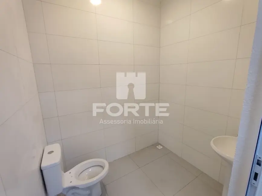 Armazém / Galpão para alugar, 350m2 em Jardim Santa Inês, Suzano - SP - imagem 6 Foto 6 de Armazém / Galpão para alugar, 350m2 em Jardim Santa Inês, Suzano - SP