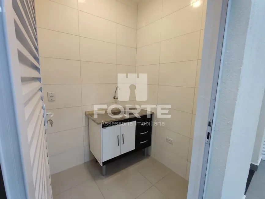 Armazém / Galpão para alugar, 350m2 em Jardim Santa Inês, Suzano - SP - imagem 4 Foto 4 de Armazém / Galpão para alugar, 350m2 em Jardim Santa Inês, Suzano - SP