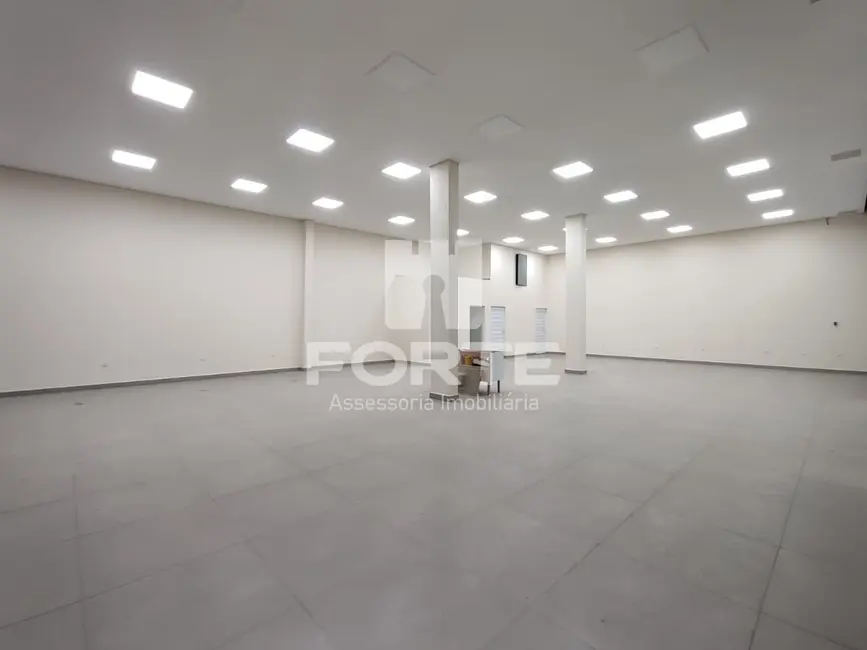 Armazém / Galpão para alugar, 350m2 em Jardim Santa Inês, Suzano - SP - imagem 2 Foto 2 de Armazém / Galpão para alugar, 350m2 em Jardim Santa Inês, Suzano - SP