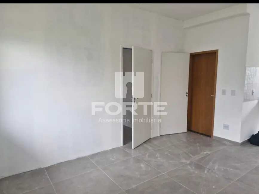 Foto 9 de Casa com 2 quartos para alugar, 47m2 em Vila São Paulo, Mogi Das Cruzes - SP