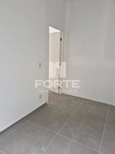 Foto 8 de Casa com 2 quartos para alugar, 47m2 em Vila São Paulo, Mogi Das Cruzes - SP