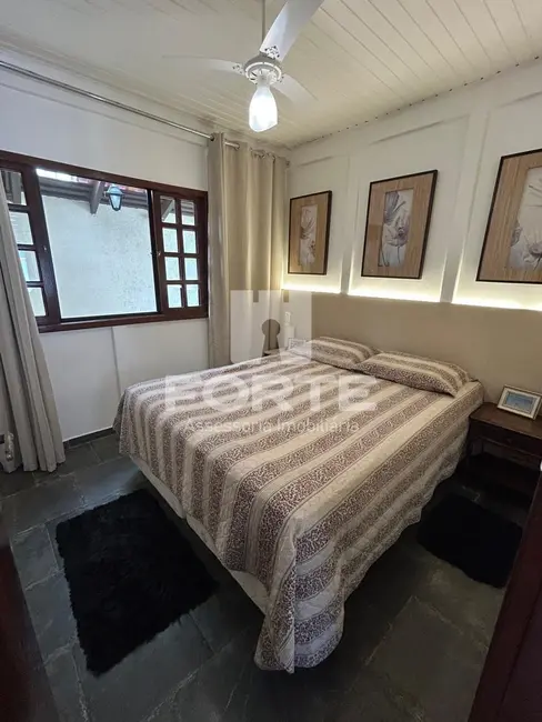 Foto 3 de Casa de Condomínio com 5 quartos à venda e para alugar, 373m2 em Bertioga - SP